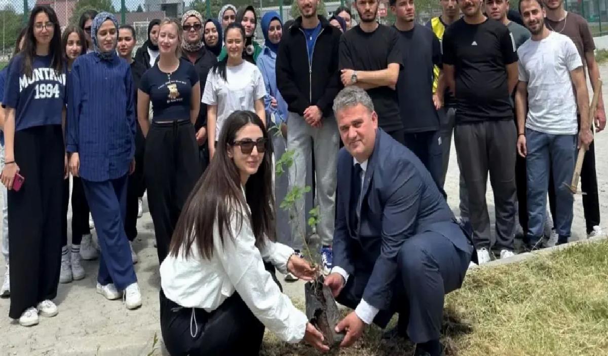 Gediz’de Ağaçlandırma Etkinliği