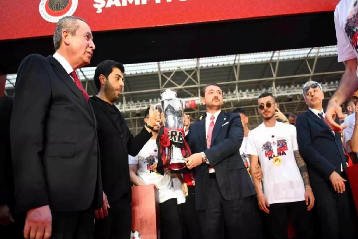 Gençlerbirliği Süper Lig’e Yükseldi