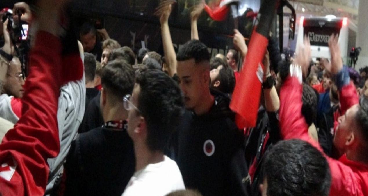 Gençlerbirliği’ne coşkulu karşılama