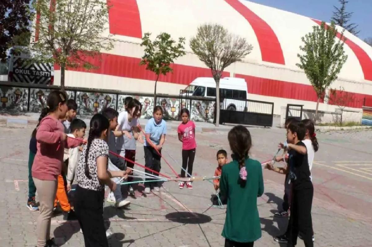 Gençlik Merkezinden Eğlenceli Etkinlik
