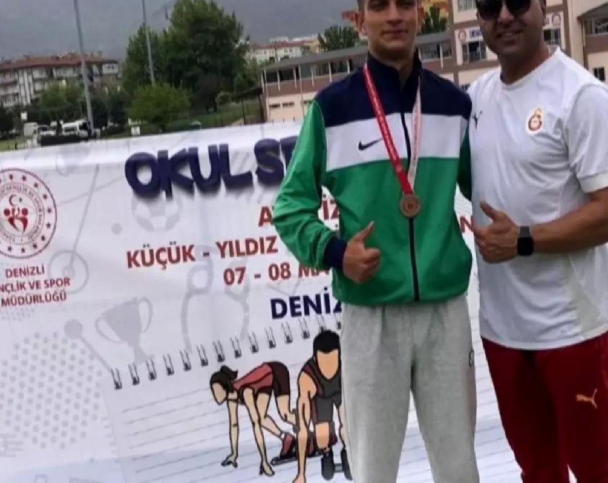 Görkem Efe Tan Türkiye Üçüncüsü