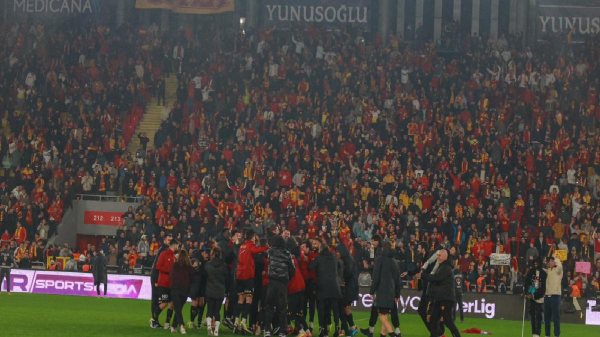 Göztepe, evinde ligin en iyi 3 takımından birisi