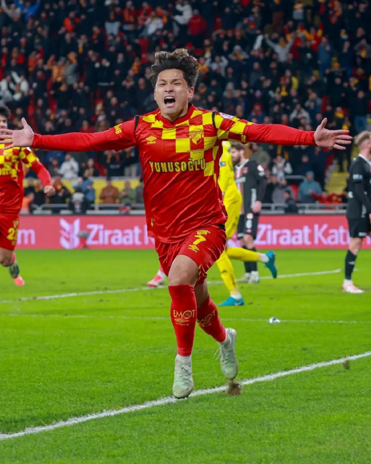 Göztepe Gelecek Sezon Hazırlıklarına Başladı