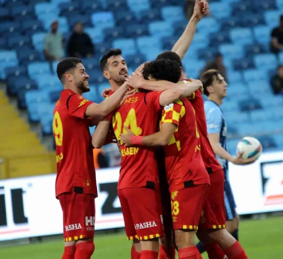 Göztepe İlk Yarıda Önde