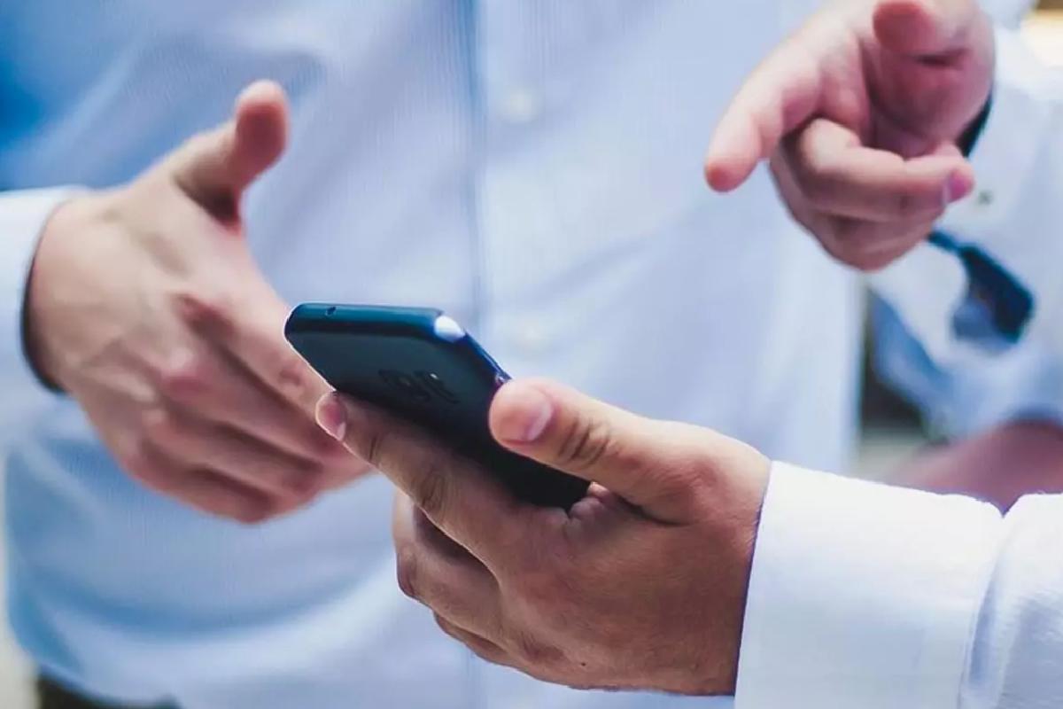 Güvenlik açığı olan 4 telefon ve 1 hoparlör toplatılıyor! İade hakkı var