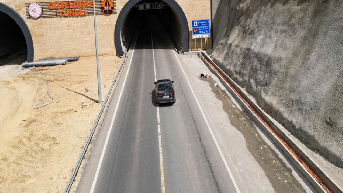Hakkari-Van kara yolundaki riskli bölgeler tünellerle aşıldı