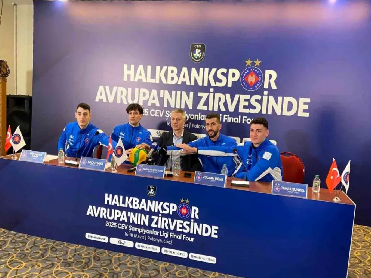 Halkbank Dörtlü Finalde Savaşacak