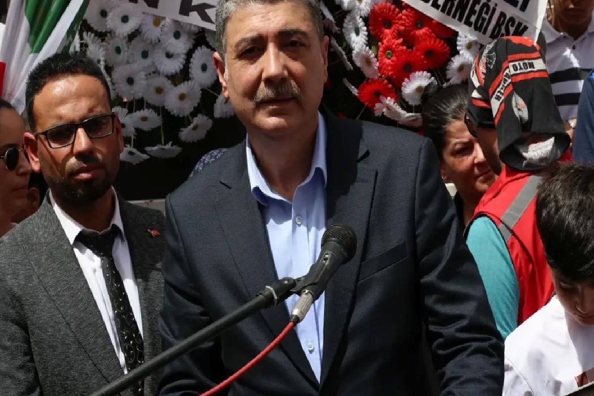 Hatay’ın Reyhanlı ilçesindeki bombalı saldırılarda hayatını kaybedenler anıldı