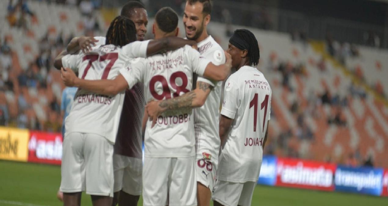 Hatayspor deplasmanda gol yağdırdı
