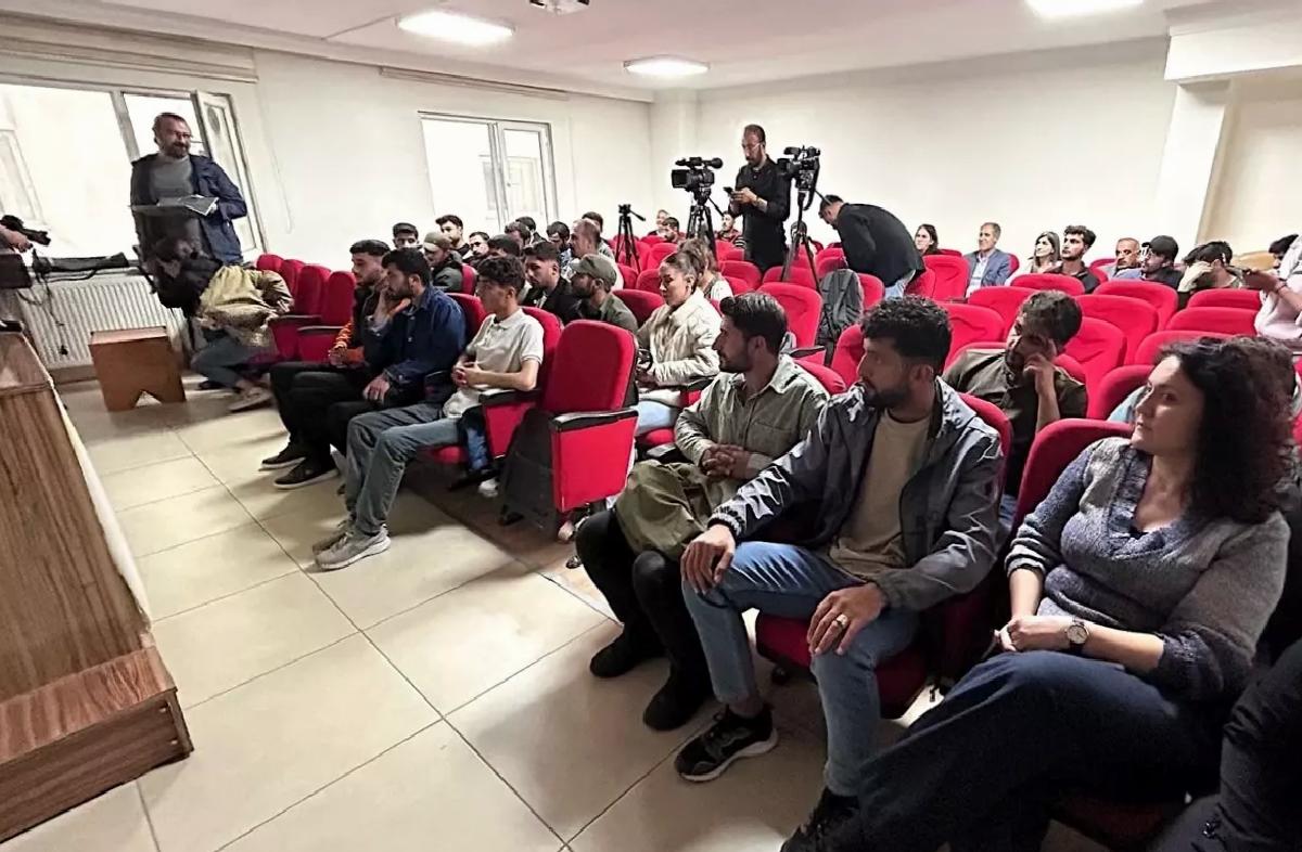 Hatimoğulları’ndan Gençlere Çağrı