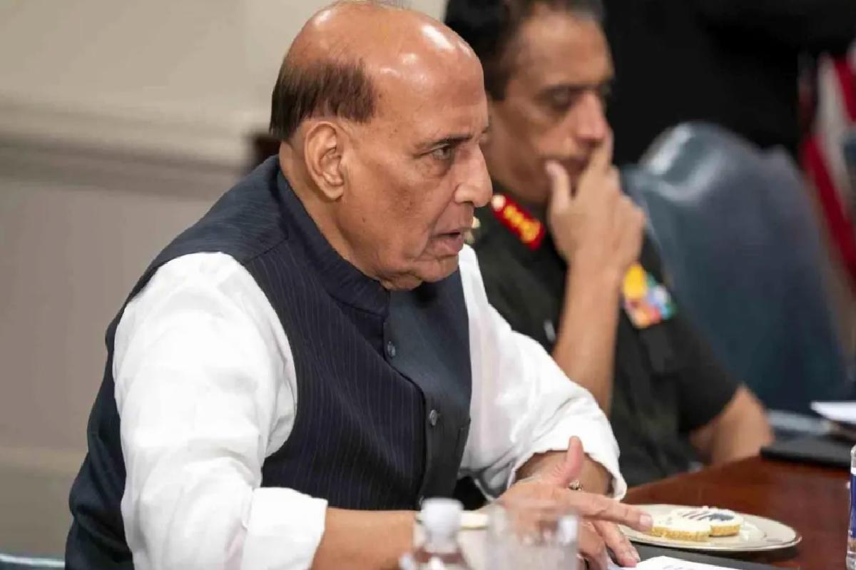 Hindistan, Pakistan’ın Nükleer Silahlarını Eleştirdi