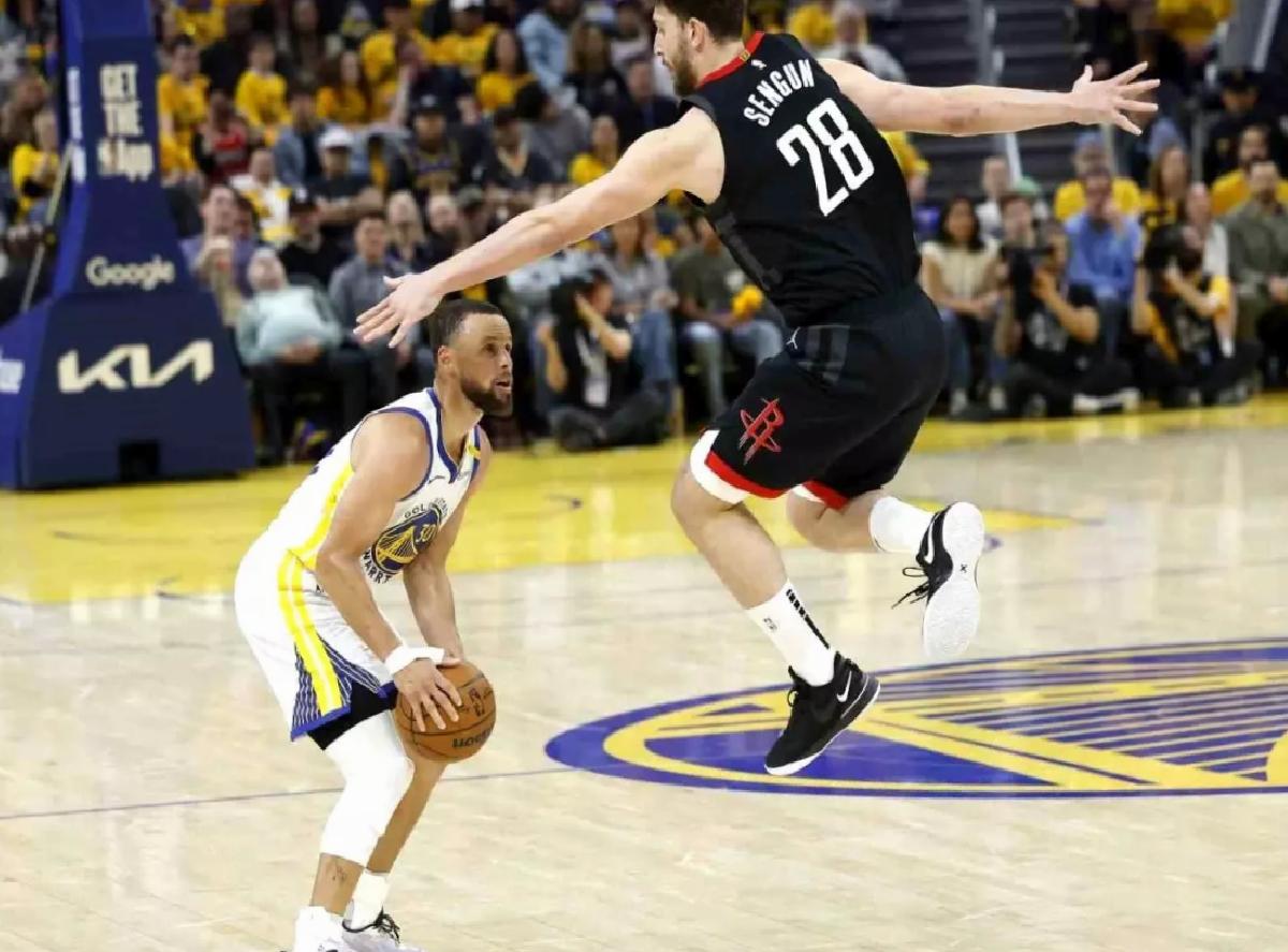 Houston Rockets, Play-off Serisini Eşitledi