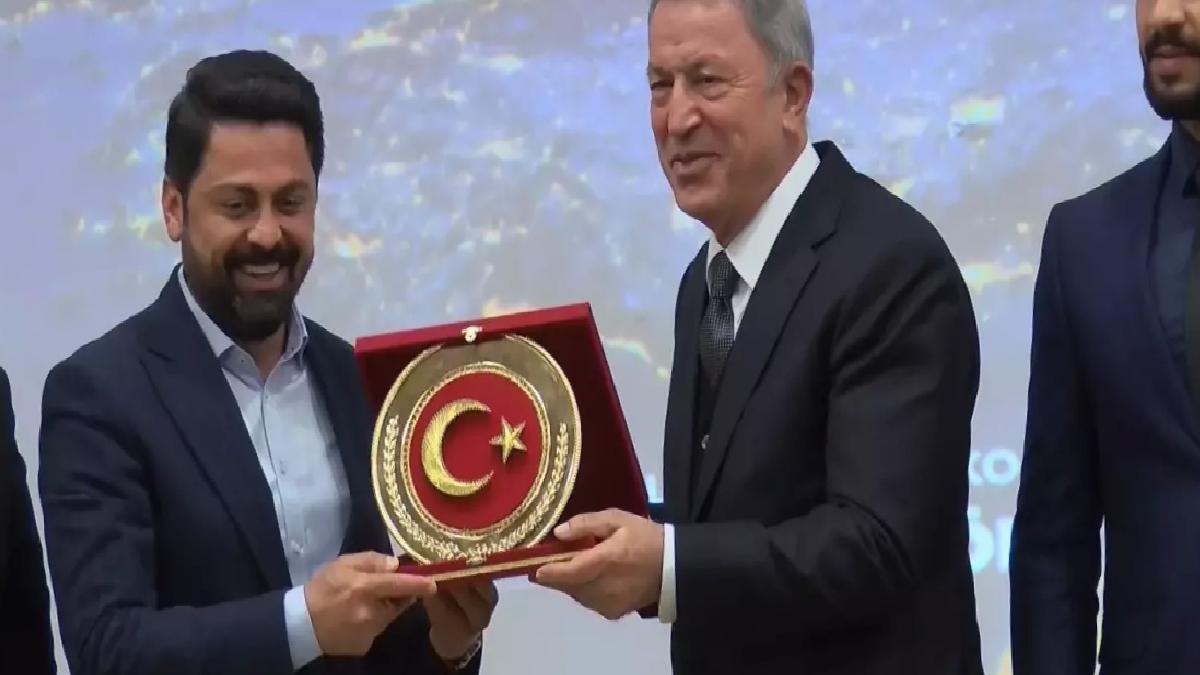 Hulusi Akar Bingöl’de Güvenlik Konferansında