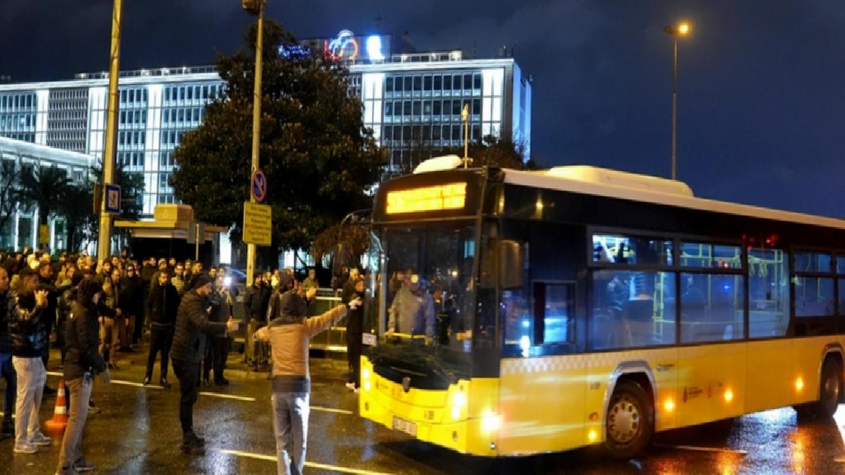 İBB’den paralarını alamayan Özel Halk Otobüsleri çalışmayı durduruyor