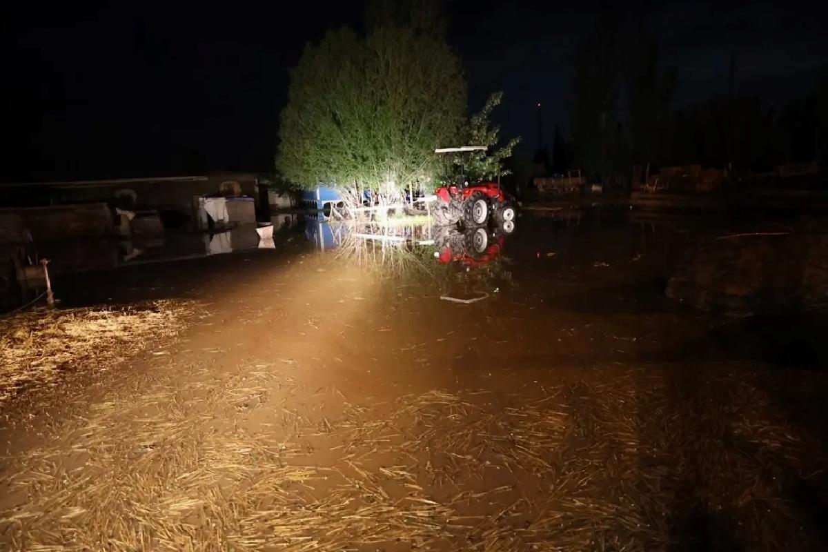 Iğdır’da Sağanak Sebebiyle Ulaşım Aksadı