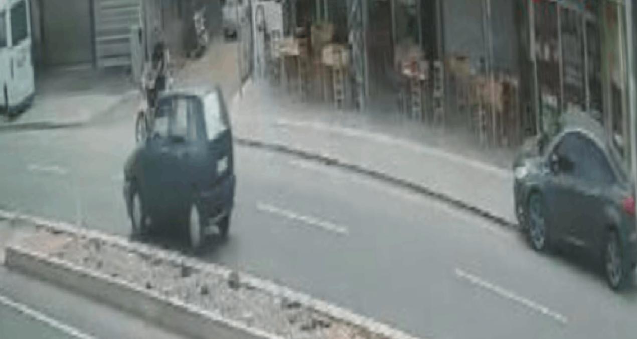 İki motosikletli felaketi yaşadı: Feci kaza kamerada
