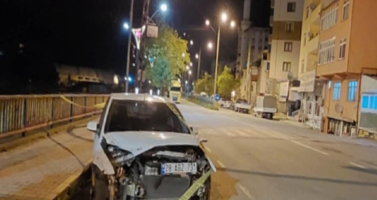 İki otomobil çarpıştı! İki kişi öldü 3 kişi yaralandı