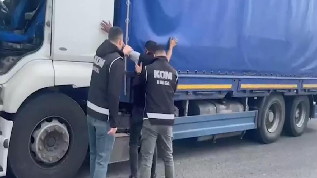 İnegöl’de Kaçak Makaron Operasyonu