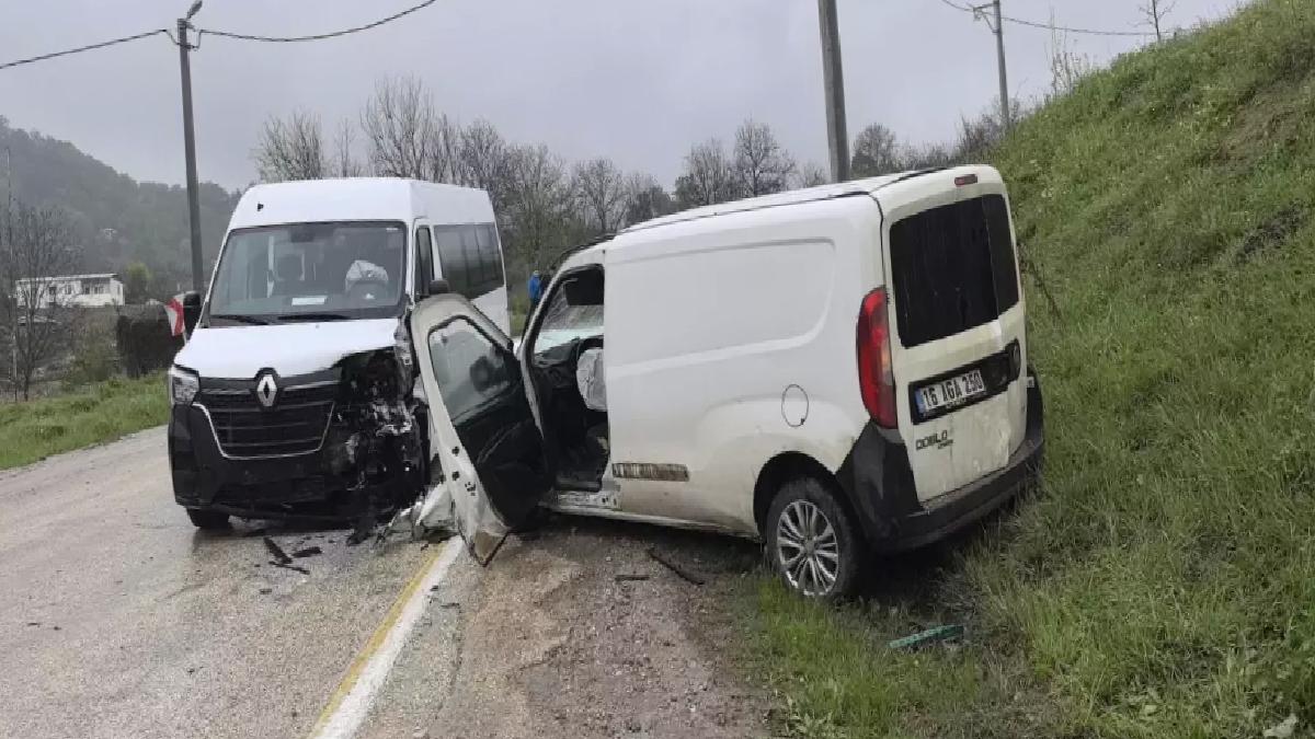 İnegöl’de Kaza: 13 Yaralı