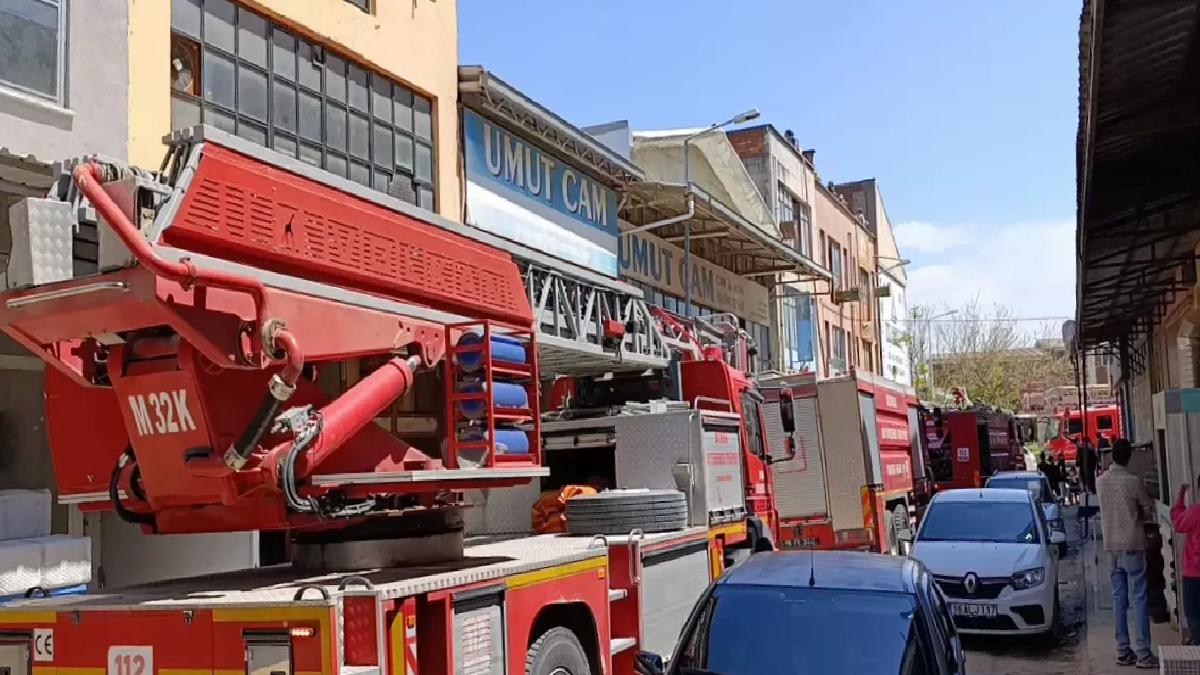 İnegöl’de Mobilya İmalathanesinde Yangın
