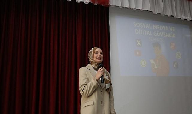 İnegöl’deki öğrencilere “Dijital Güvenlik” semineri