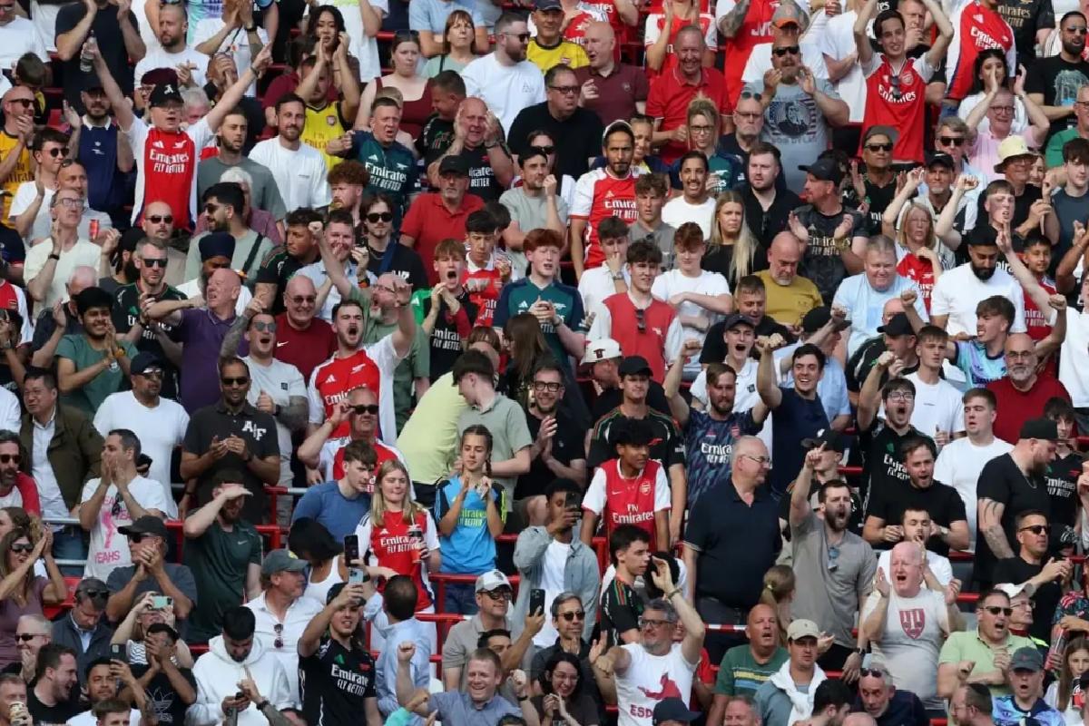 İngiliz devi Arsenal, Filistin’e destek olan 22 yıllık çalışanını düşünmeden kovdu