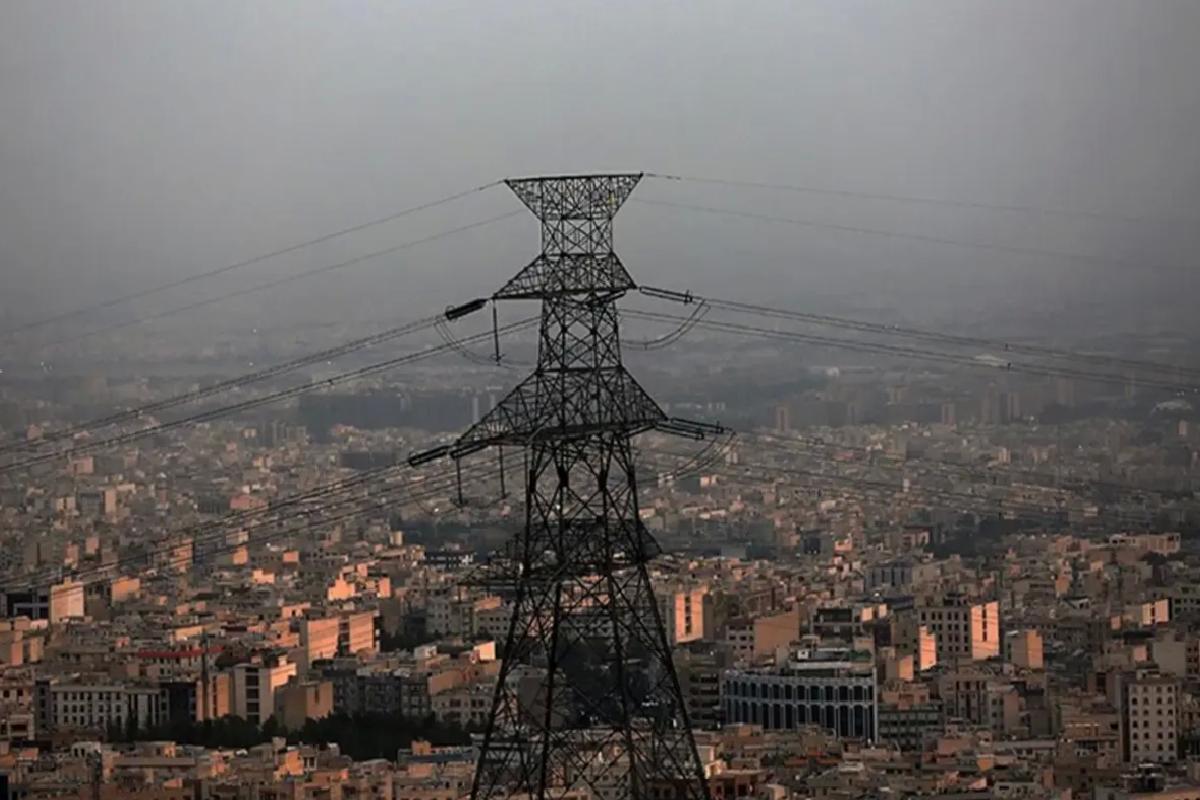 İran’da aşırı enerji tüketimine ceza! 1103 evin elektriği kesildi