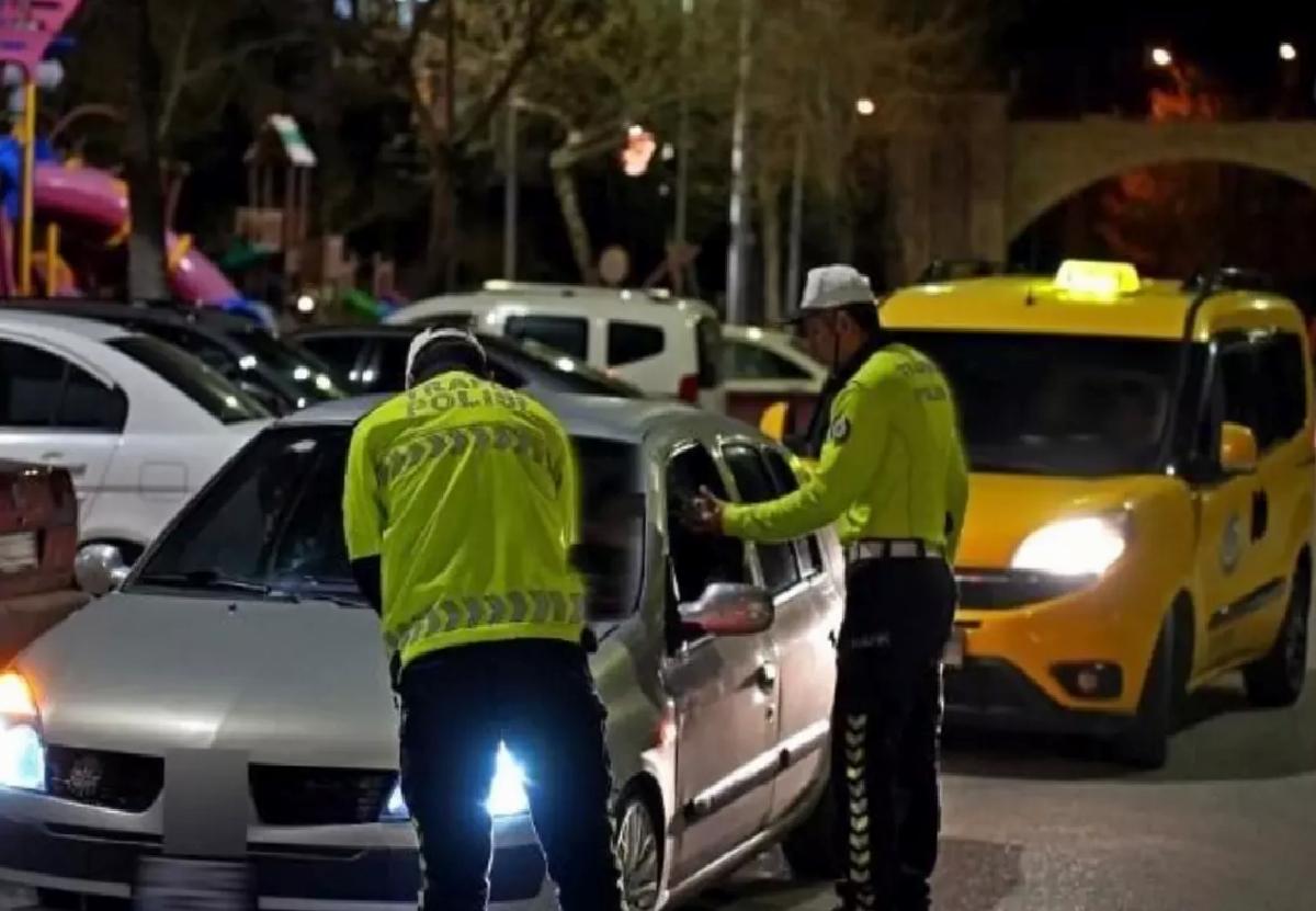 Isparta’da Trafik Denetimi: 15 Sürücüye Ceza