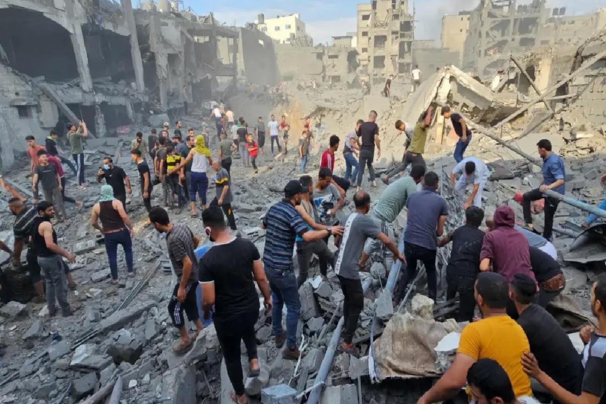 İsrail gece boyunca bomba yağdırdı! 100’den fazla ölü var