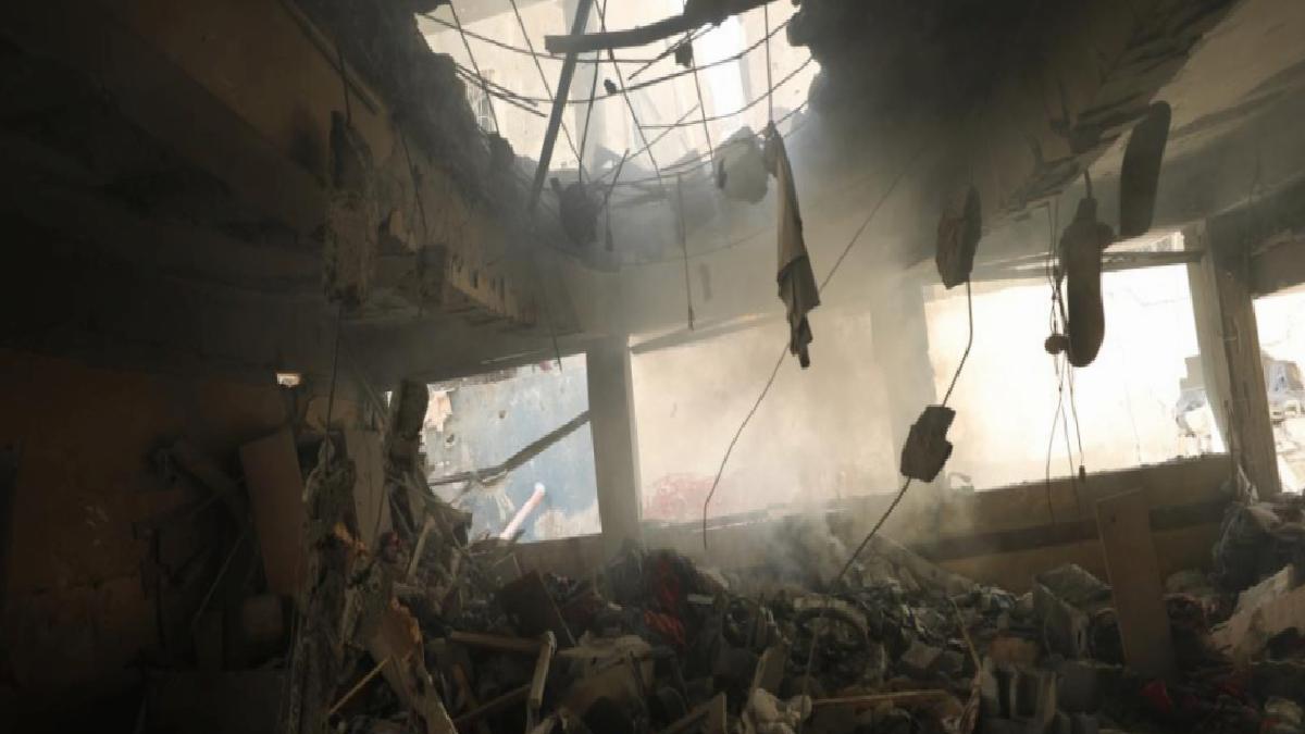 İsrail yine okul bombaladı