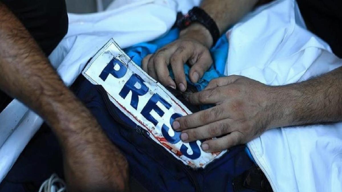 İsrail’in Gazze’de öldürdüğü gazeteci sayısı 215’e çıktı