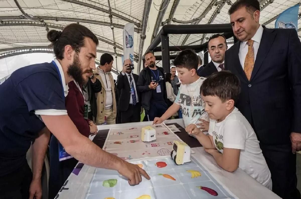 İstanbul Bilim ve Uzay Festivali Başladı