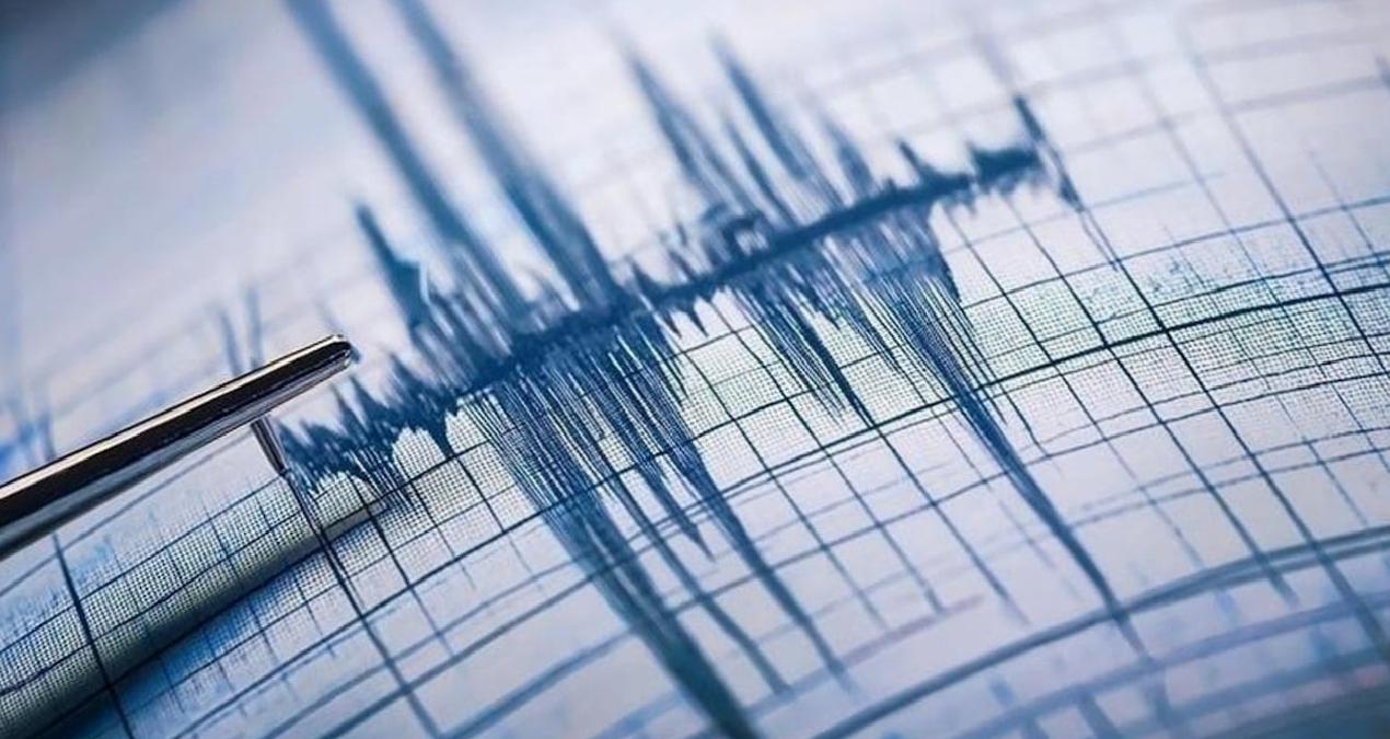 İstanbul’da deprem:  Çevre illerde hissedildi
