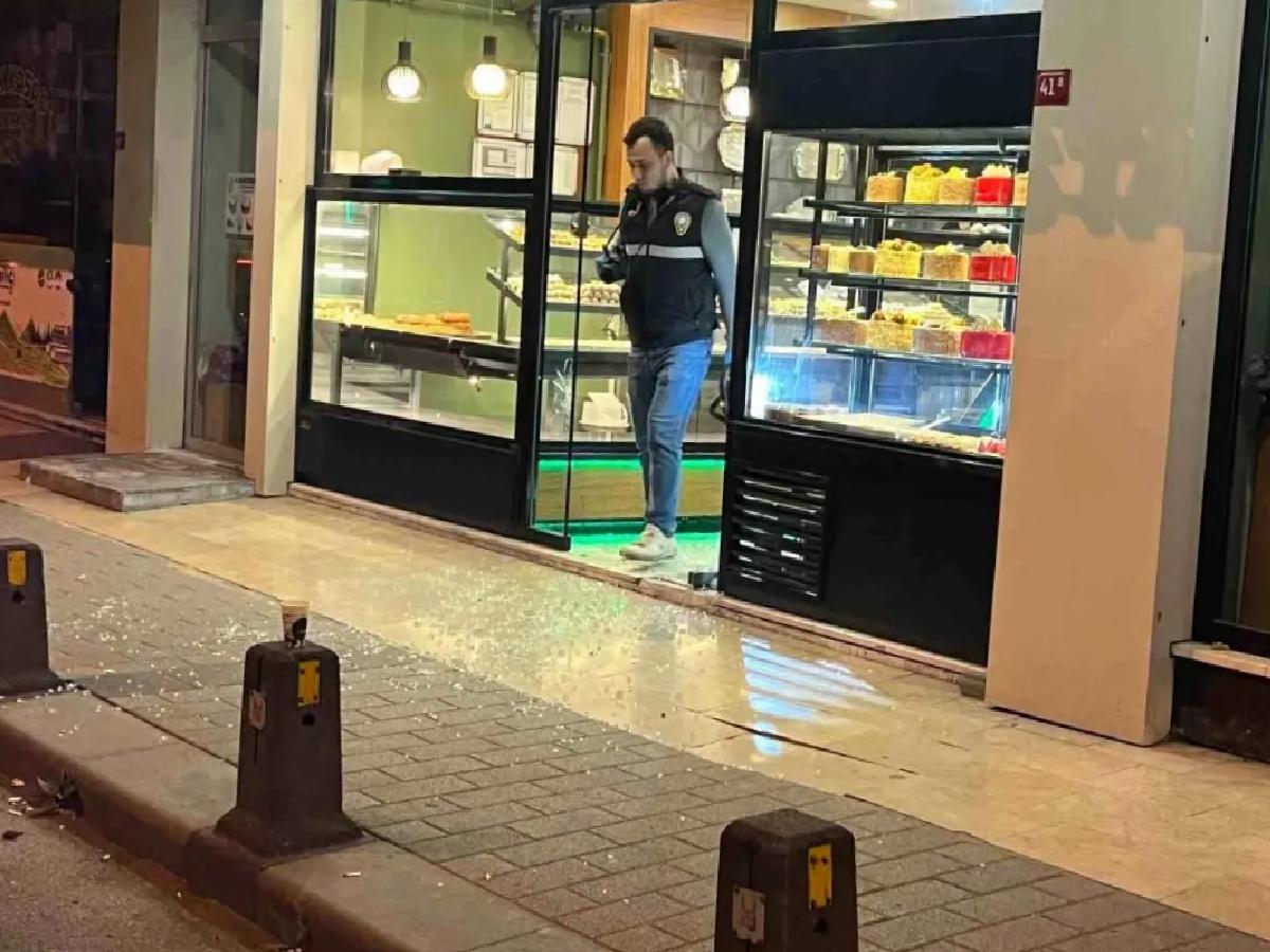 İstanbul’da Genç Kafede Silahlı Saldırıya Uğradı