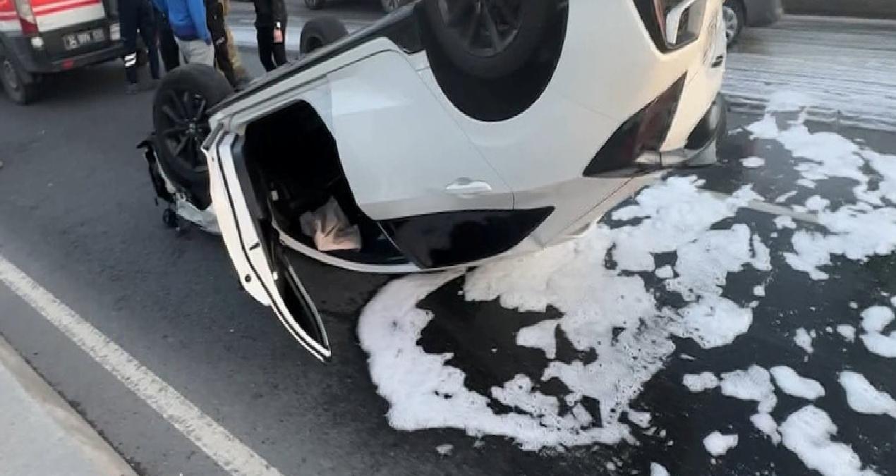 İstanbul’da otomobiller çarpıştı: 3 yaralı
