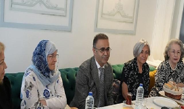 İzmir’de En Anlamlı Anneler Günü Kutlaması