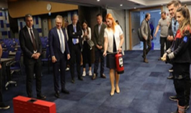İzmir’de turizm işletmeleri afet güvenliği için toplandı