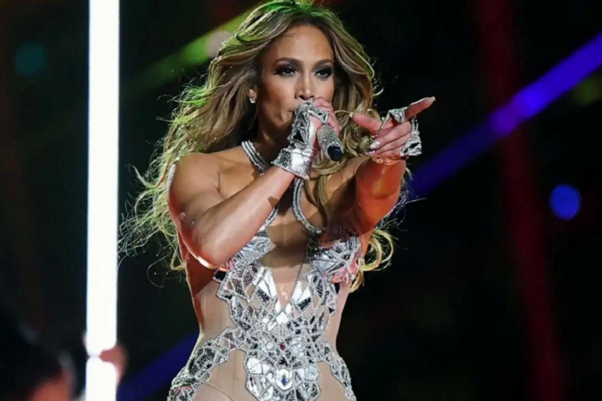 Jennifer Lopez’in konser biletlerine 1 gecede zam geldi