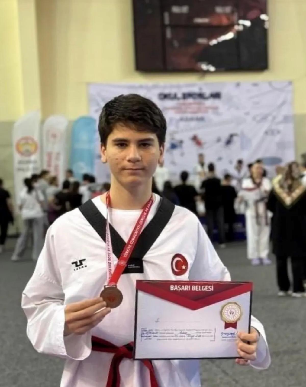 Kaan Türkmen, Türkiye Üçüncüsü Oldu