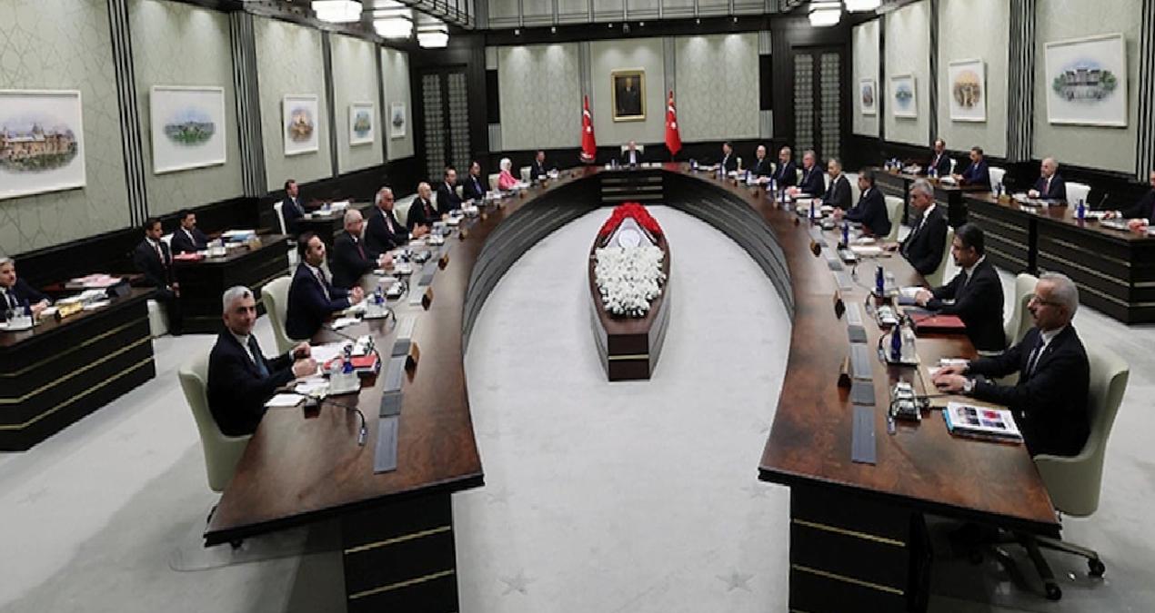 Kabine üyelerinden PKK’nın fesih ve silah bırakma kararına ilişkin açıklama