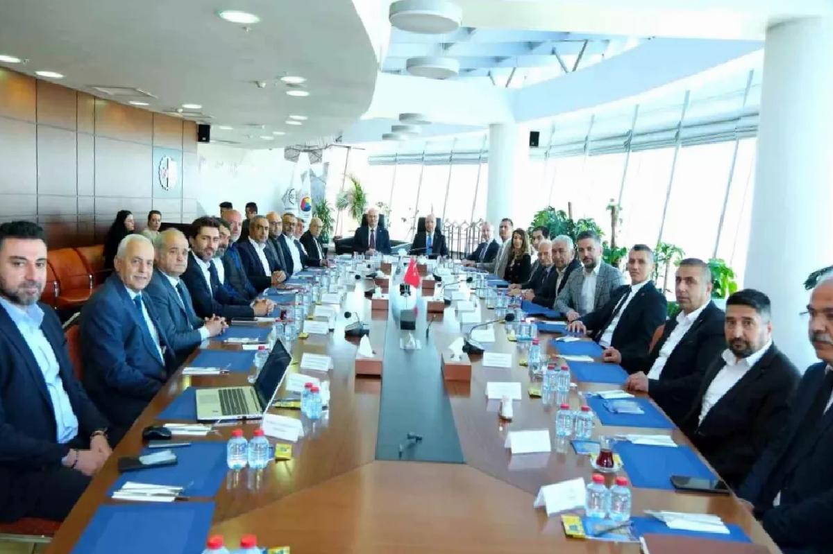 Kağıt ve Baskı Sektöründe Güç Birliği Toplantısı