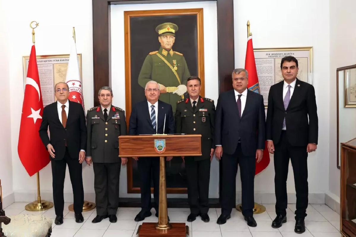 Kahraman Ordunun Coğrafi Bilgi İhtiyacı