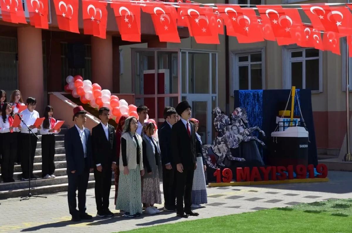 Kahramankazan’da 19 Mayıs Töreni Yapıldı