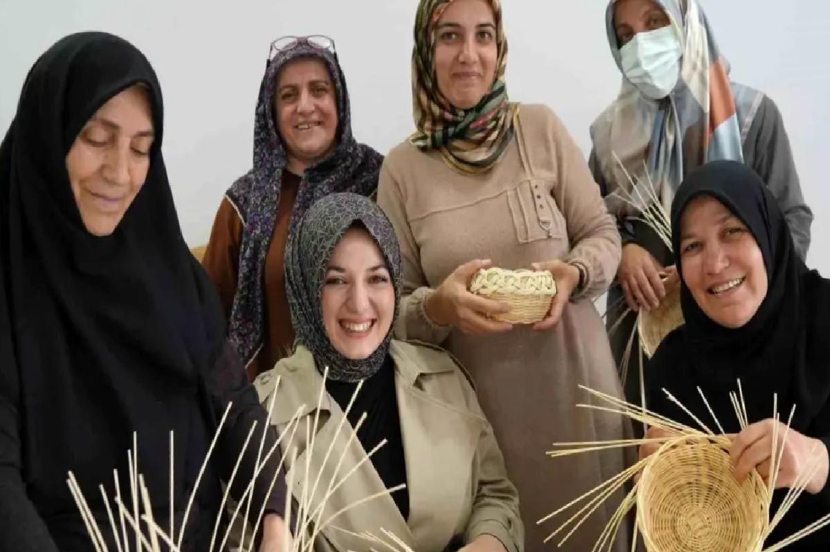Kanser Hastası Kadınlar, Rattan Kursu ile Umutlarını Tasarlıyor