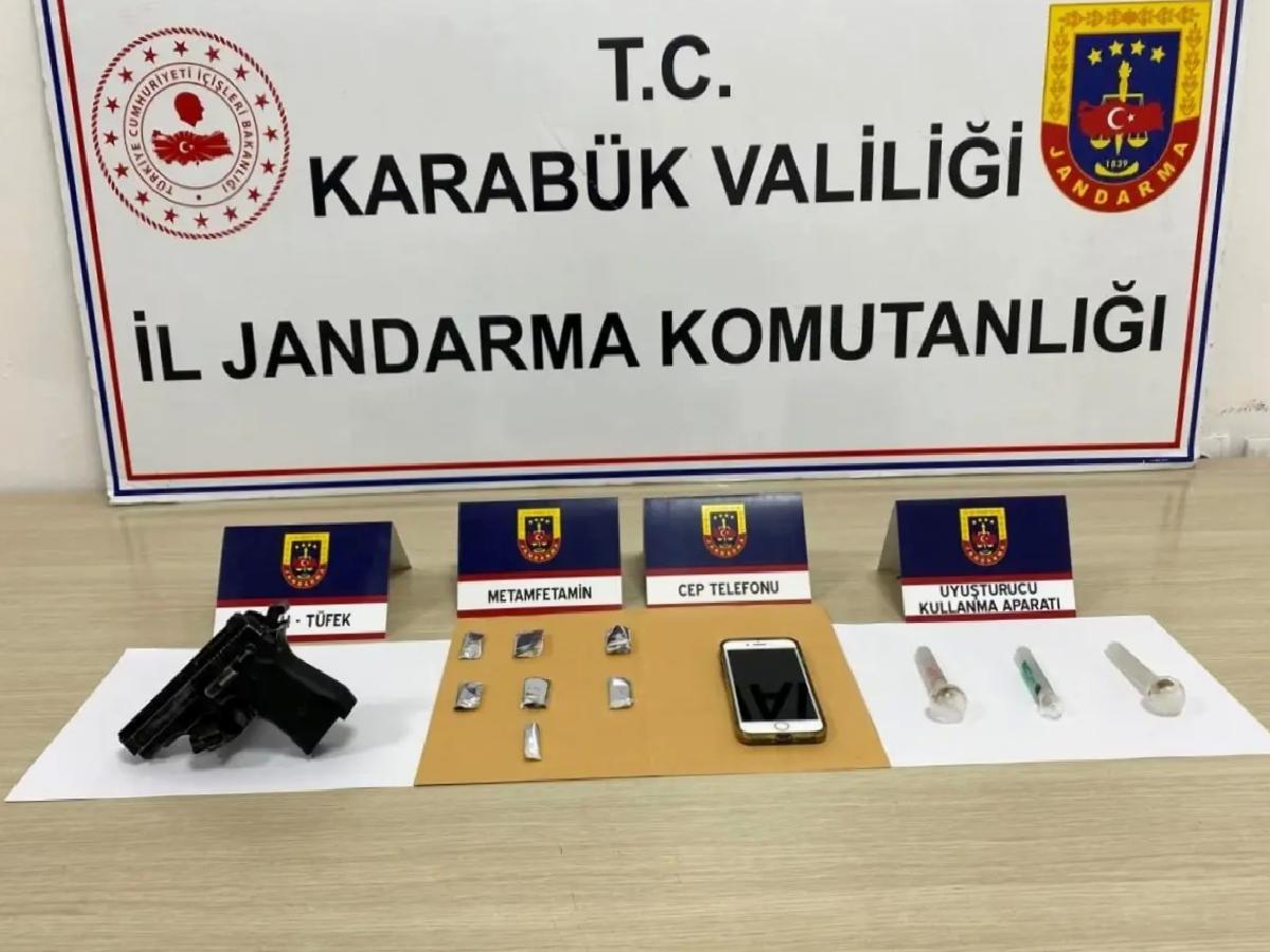 Karabük’te Uyuşturucu Operasyonu: 9 Gözaltı