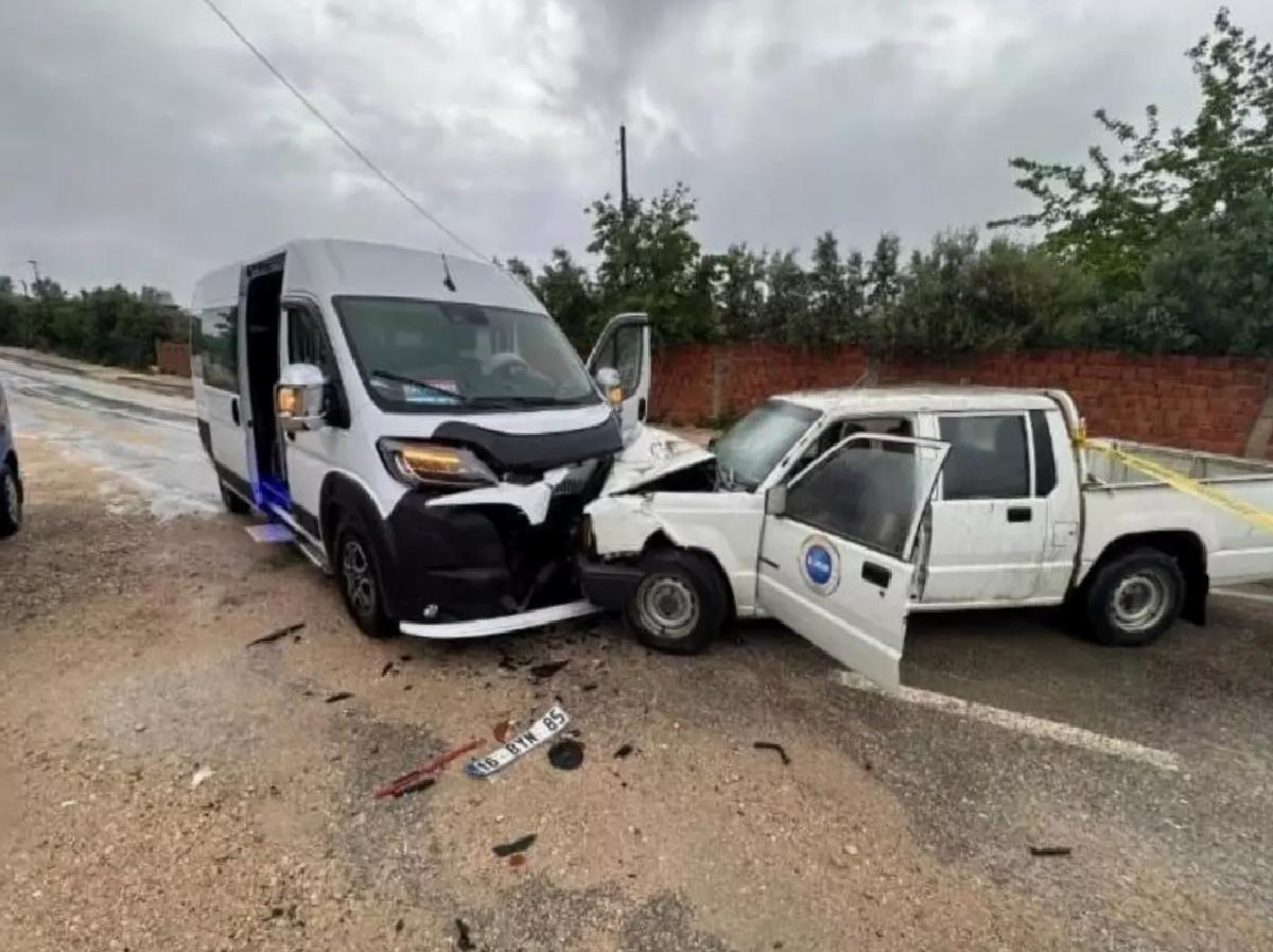 Karacabey’de Feci Kaza: 1 Ölü, 2 Yaralı