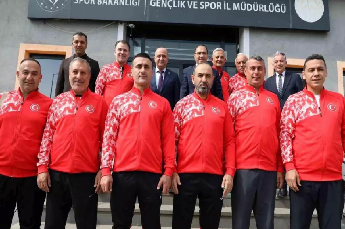 Karate Milli Takımı’ndan Çelebi’ye Ziyaret