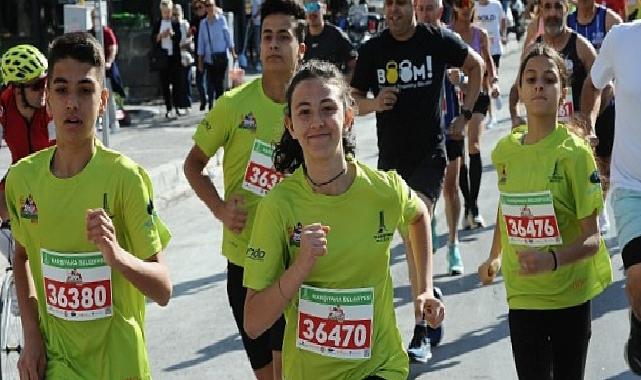 Karşıyaka, Anneler Günü’nde Zübeyde Hanım’a koşuyor: Son başvuru 9 Mayıs!