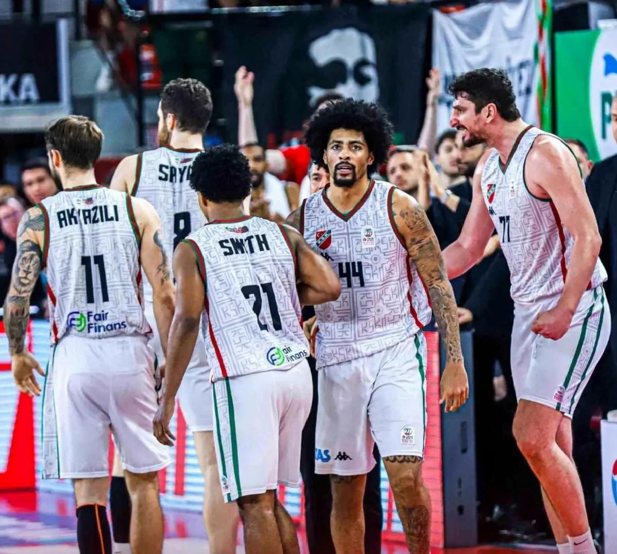 Karşıyaka Fenerbahçe ile Deplasmanda Kapışacak
