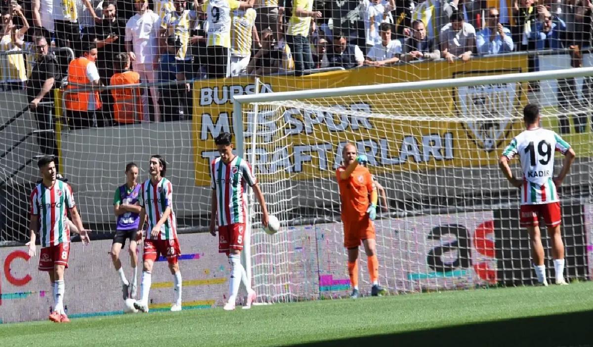 Karşıyaka Play-Off’ta Eledi